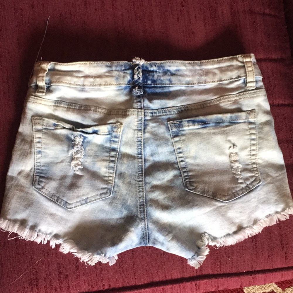 Shorts - Picture 2 of 2